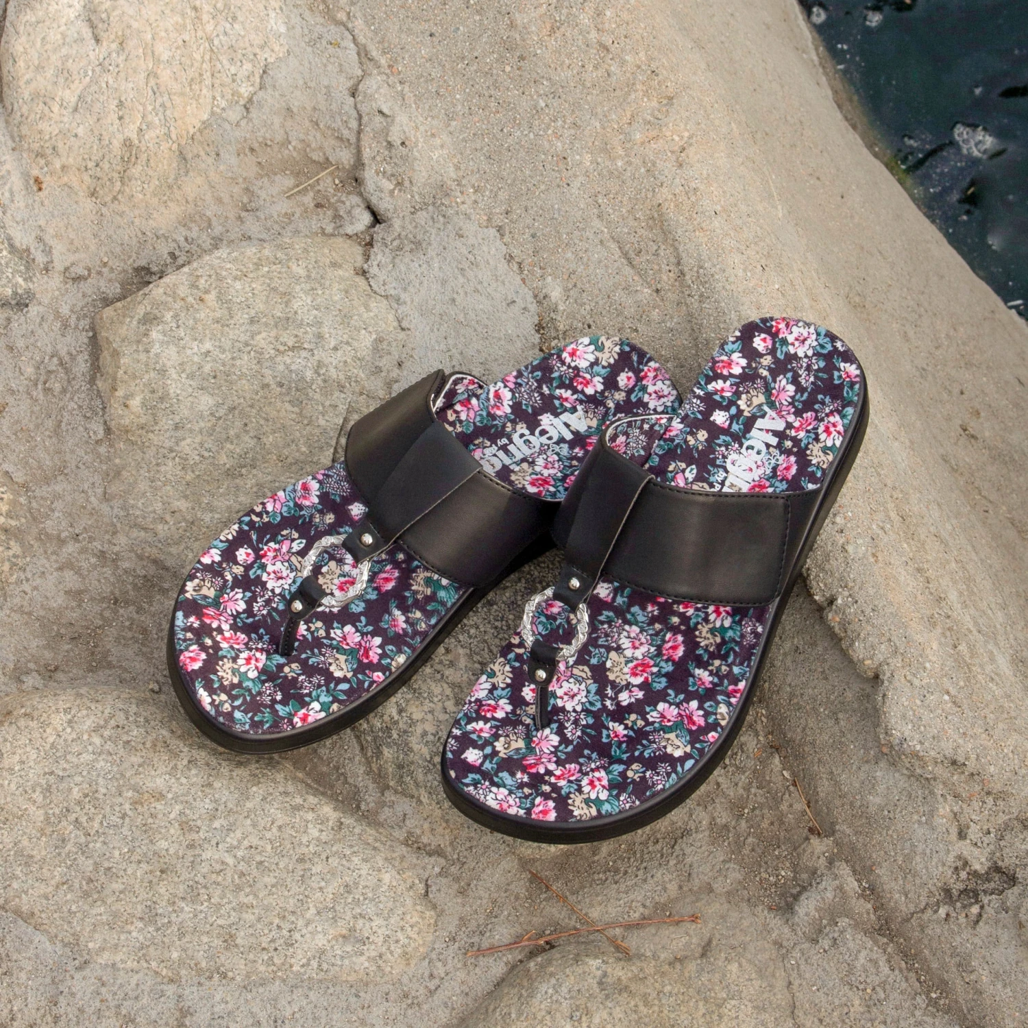 Moxi Enchanting Black Sandal 4 Moxi Enchanting Black Sandal - Image 2