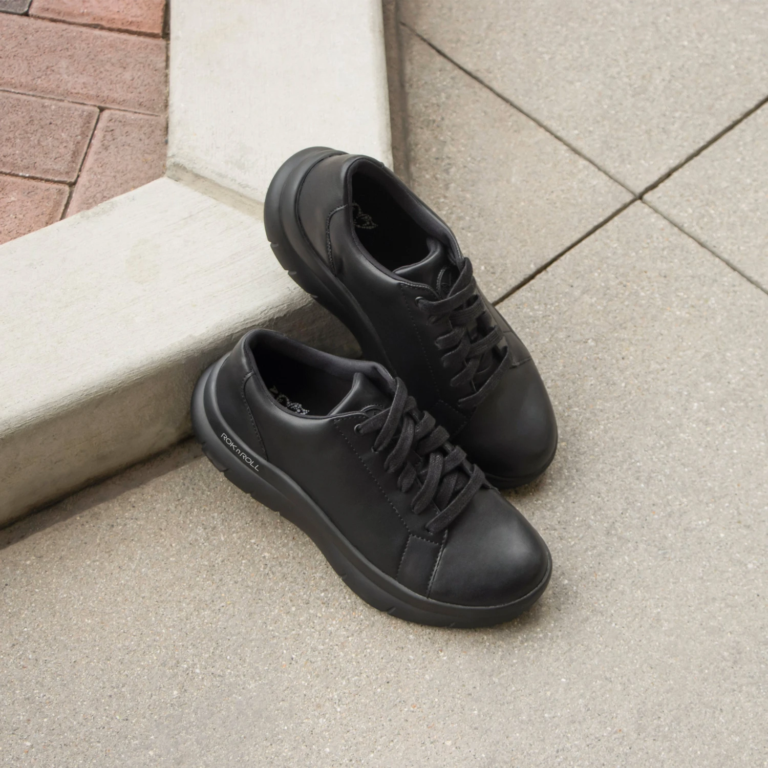 Flote Black Shoe 4 Flote Black Shoe - Image 2