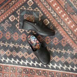 New Release -Shoes Shop SER 8105