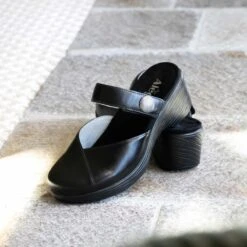 New Release -Shoes Shop SYD 8156 a0a88732 4fbd 4842 bdb4 168198b67b81